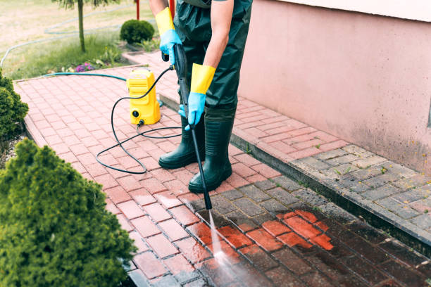 Spring Cleaning in Wolcott, IN